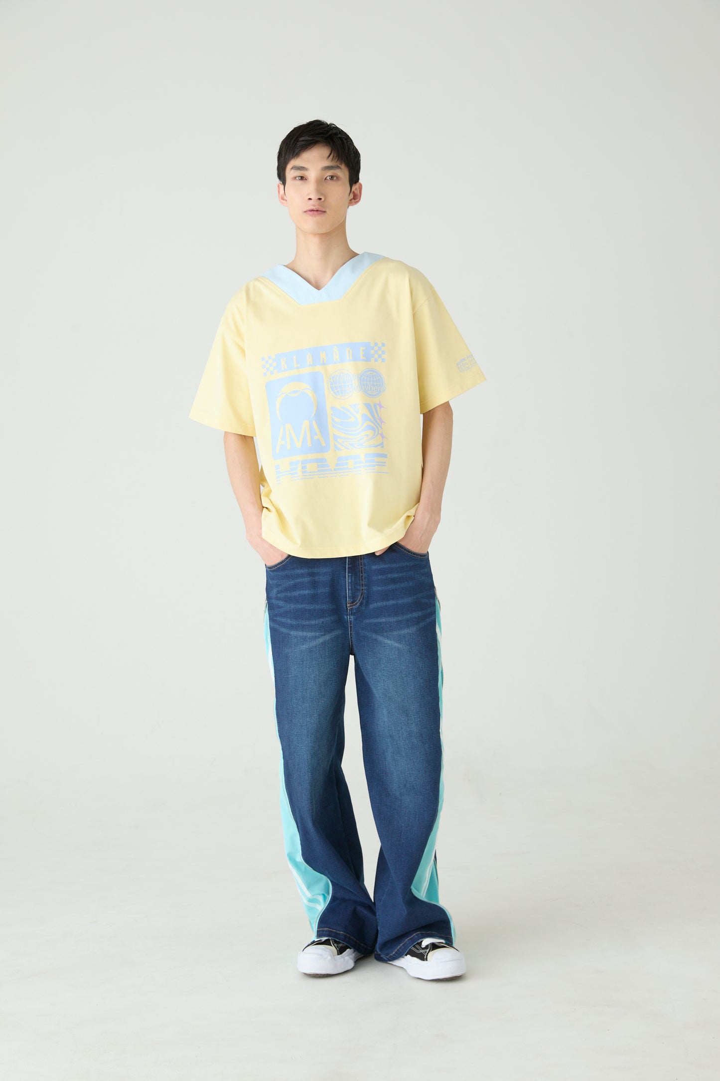 ロゴTシャツ