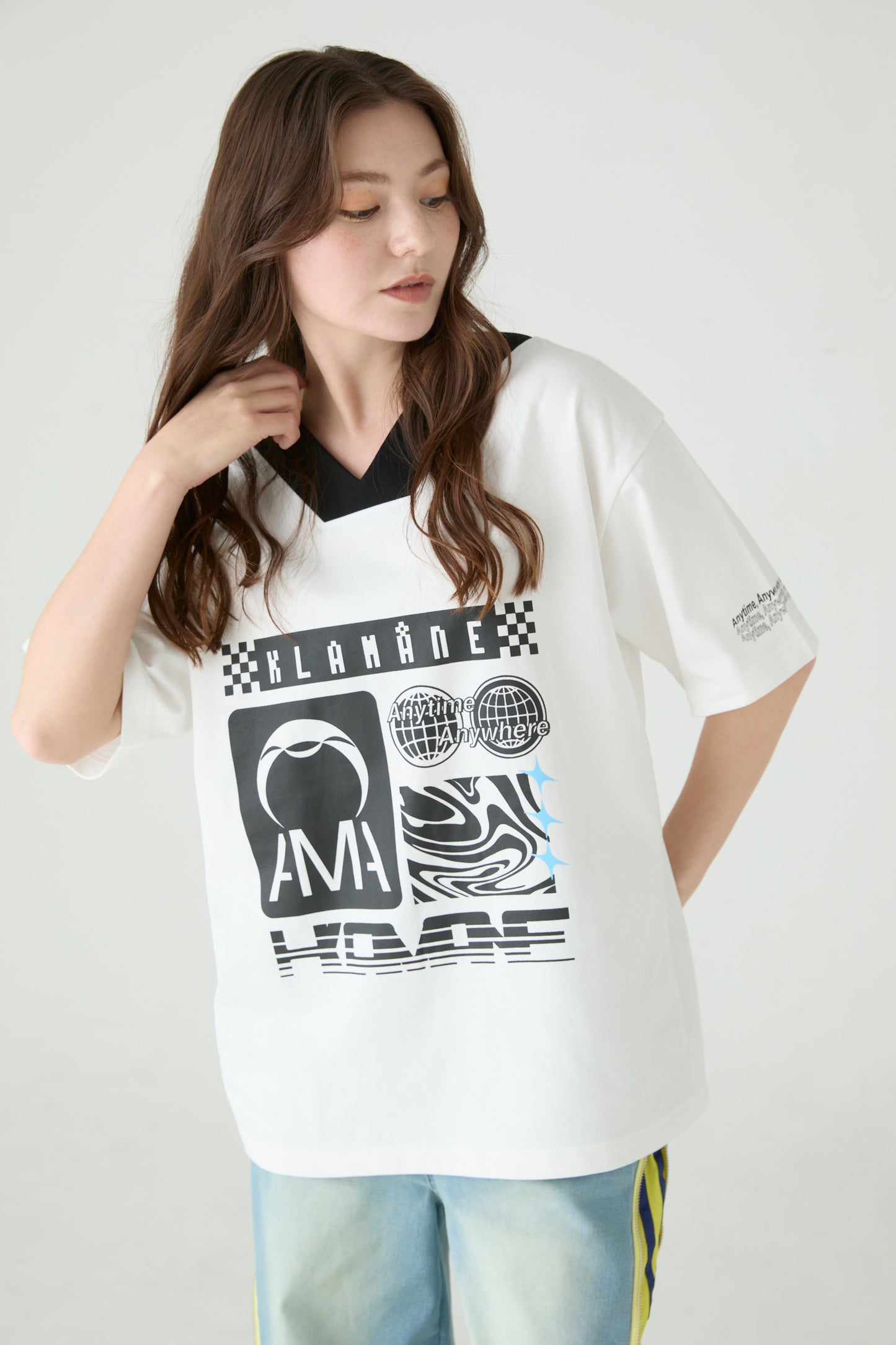 ロゴTシャツ