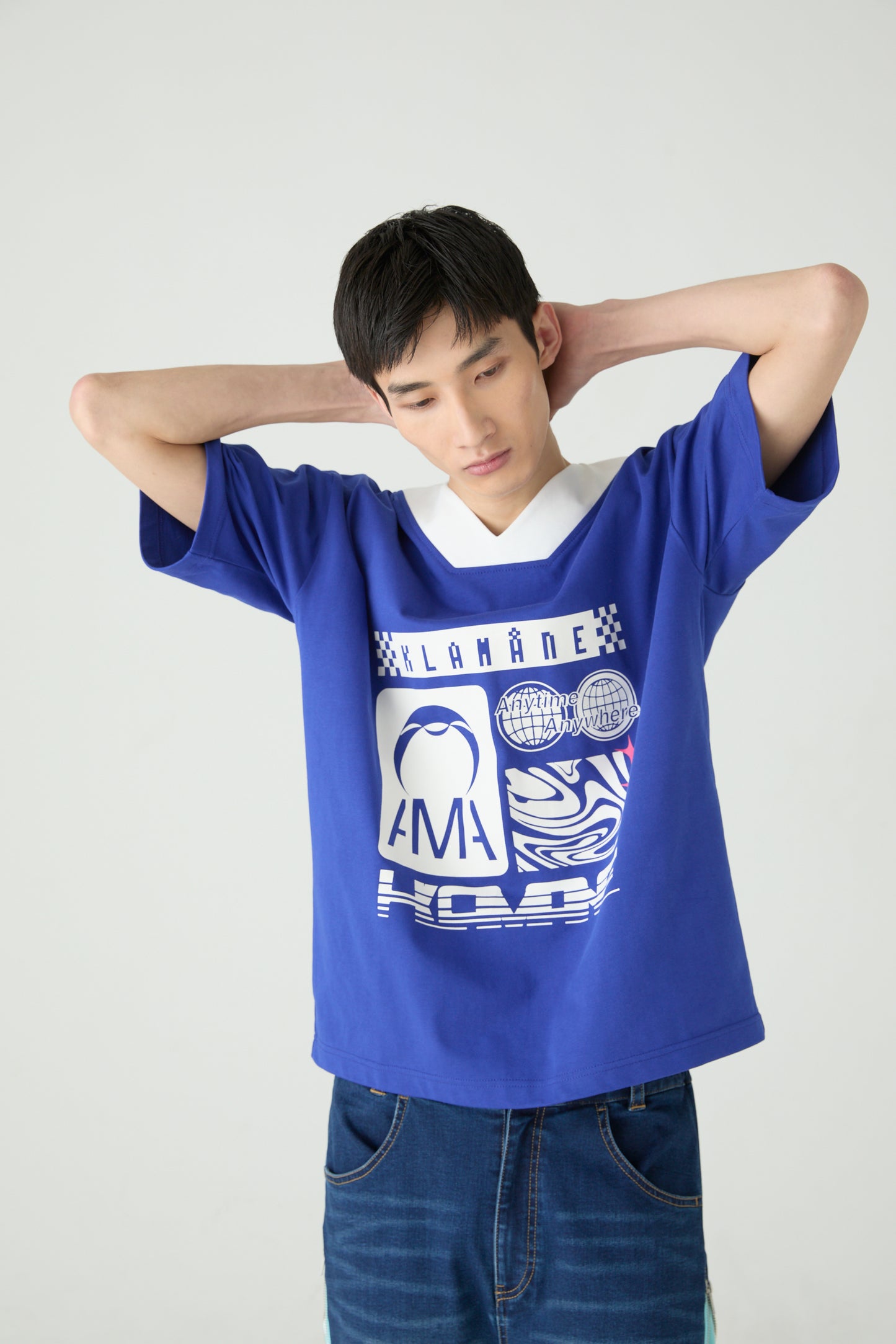 ロゴTシャツ