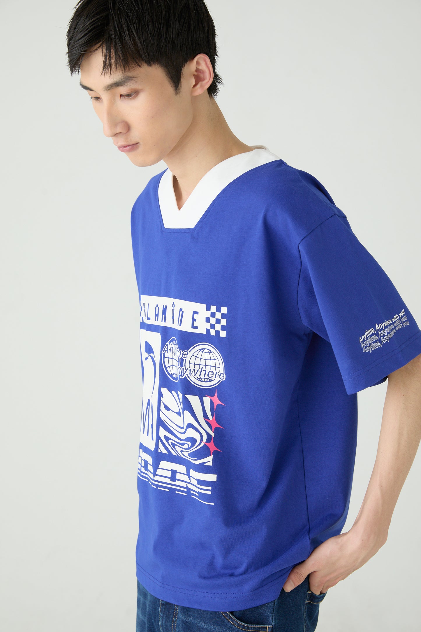 ロゴTシャツ
