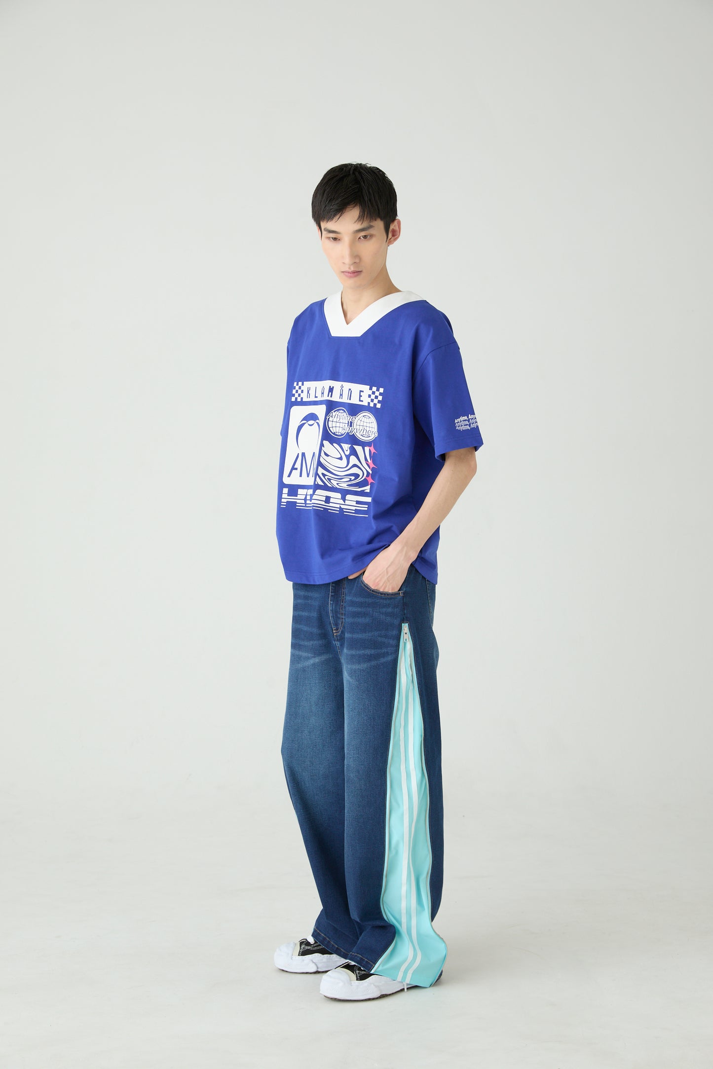 ロゴTシャツ