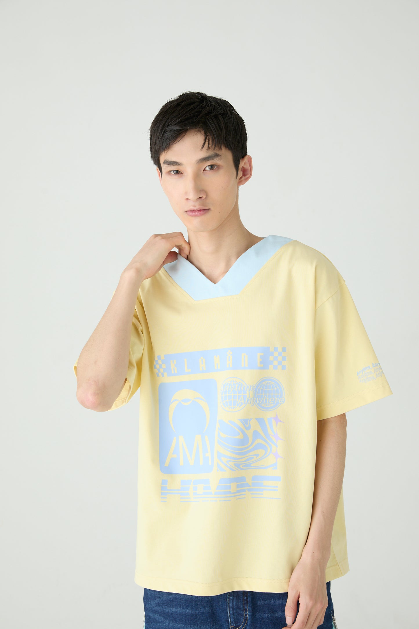 ロゴTシャツ