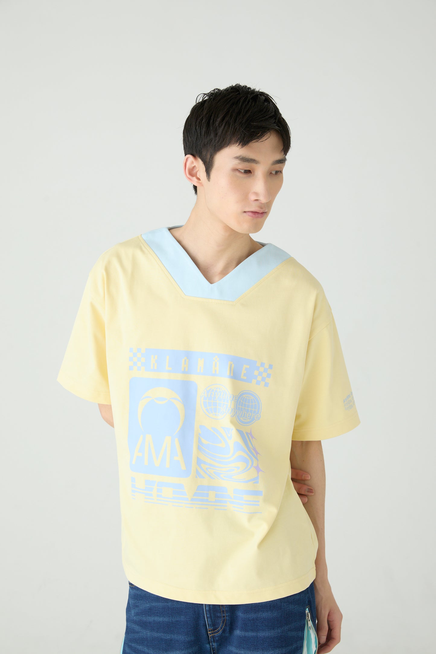 ロゴTシャツ