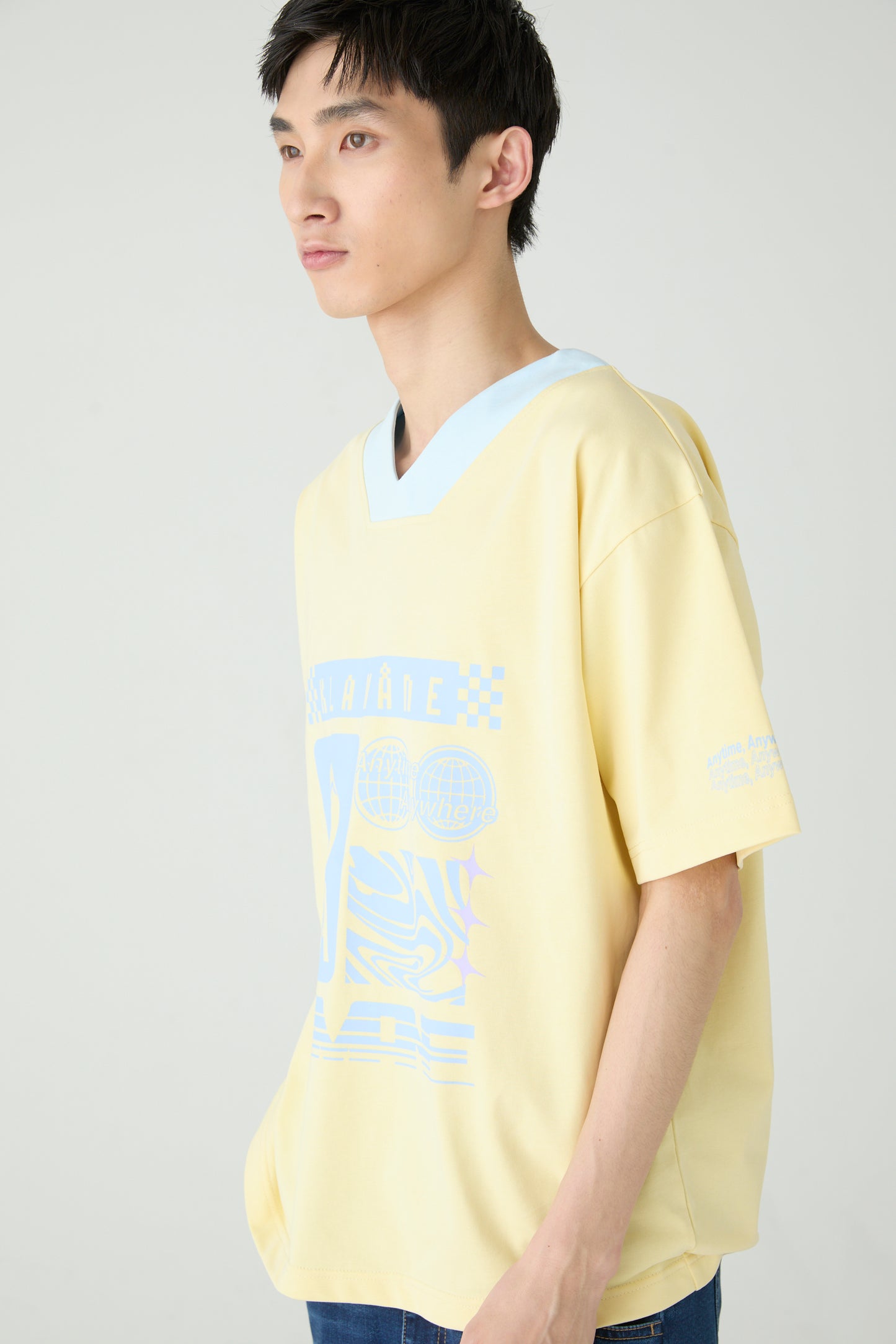 ロゴTシャツ