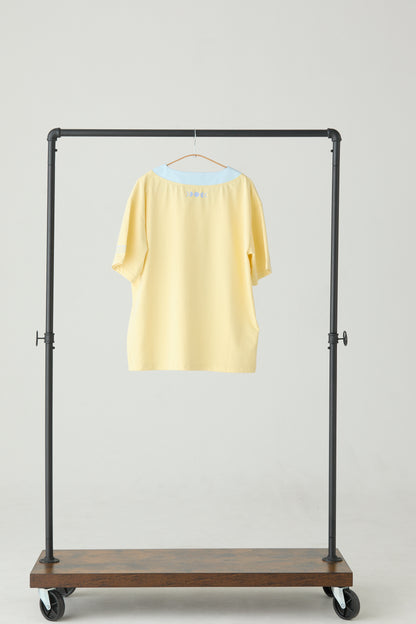 ロゴTシャツ