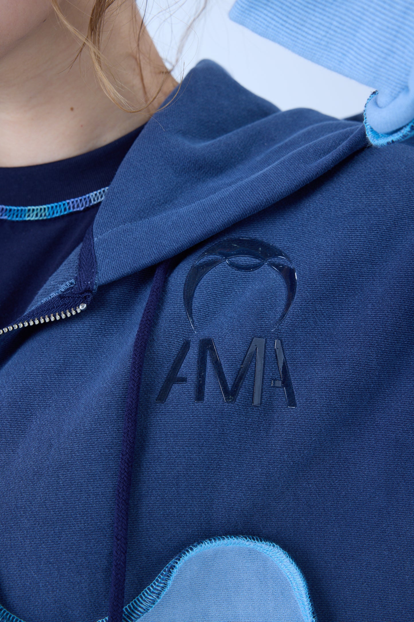 バイカラーパーカー