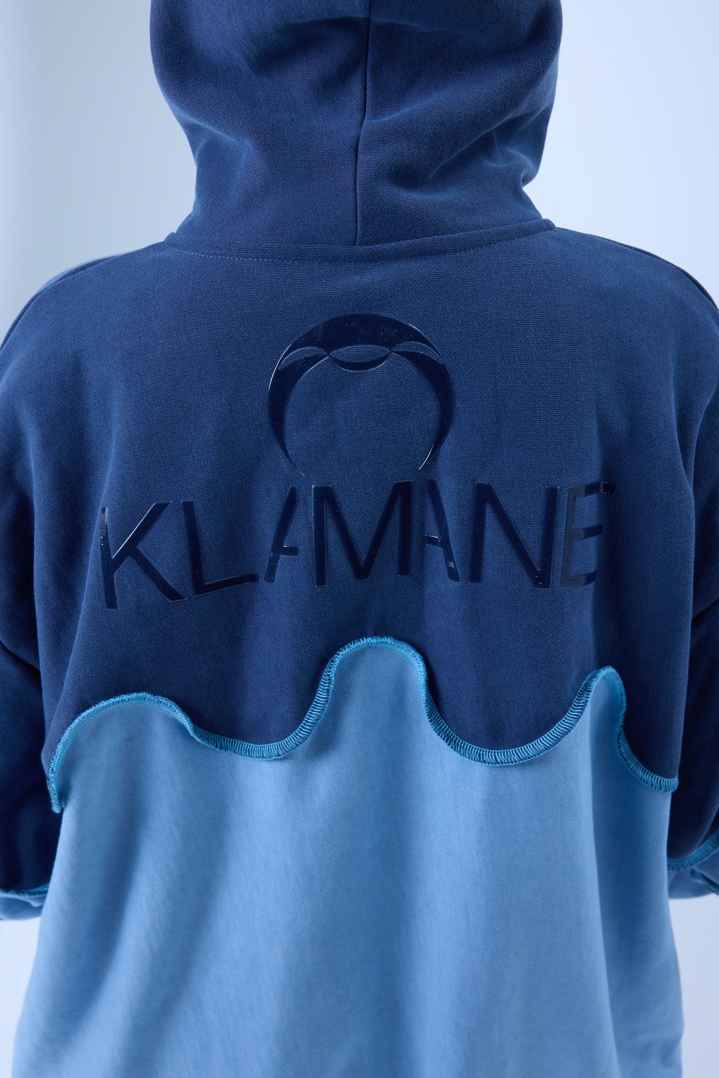 バイカラーパーカー