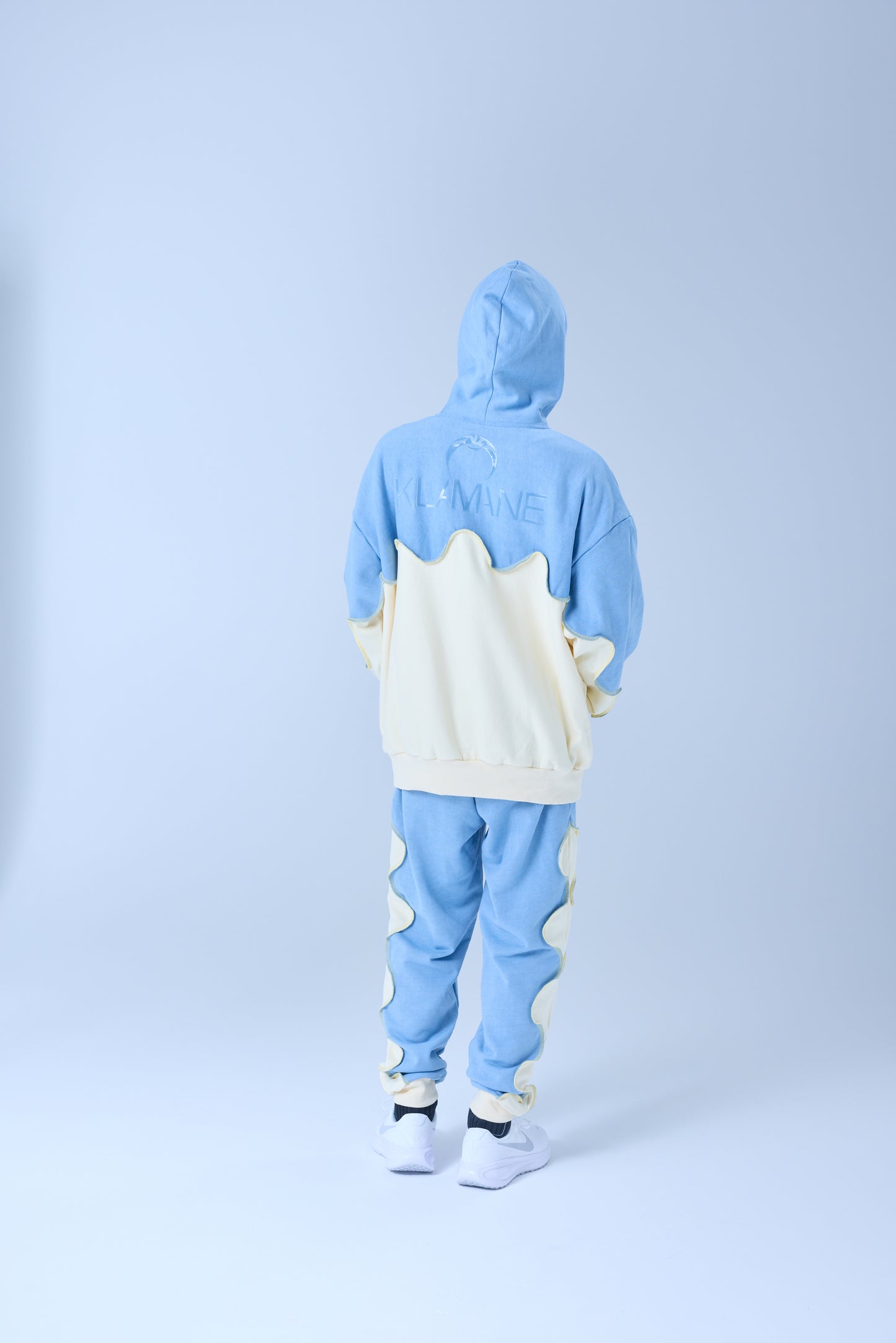 バイカラーパーカー