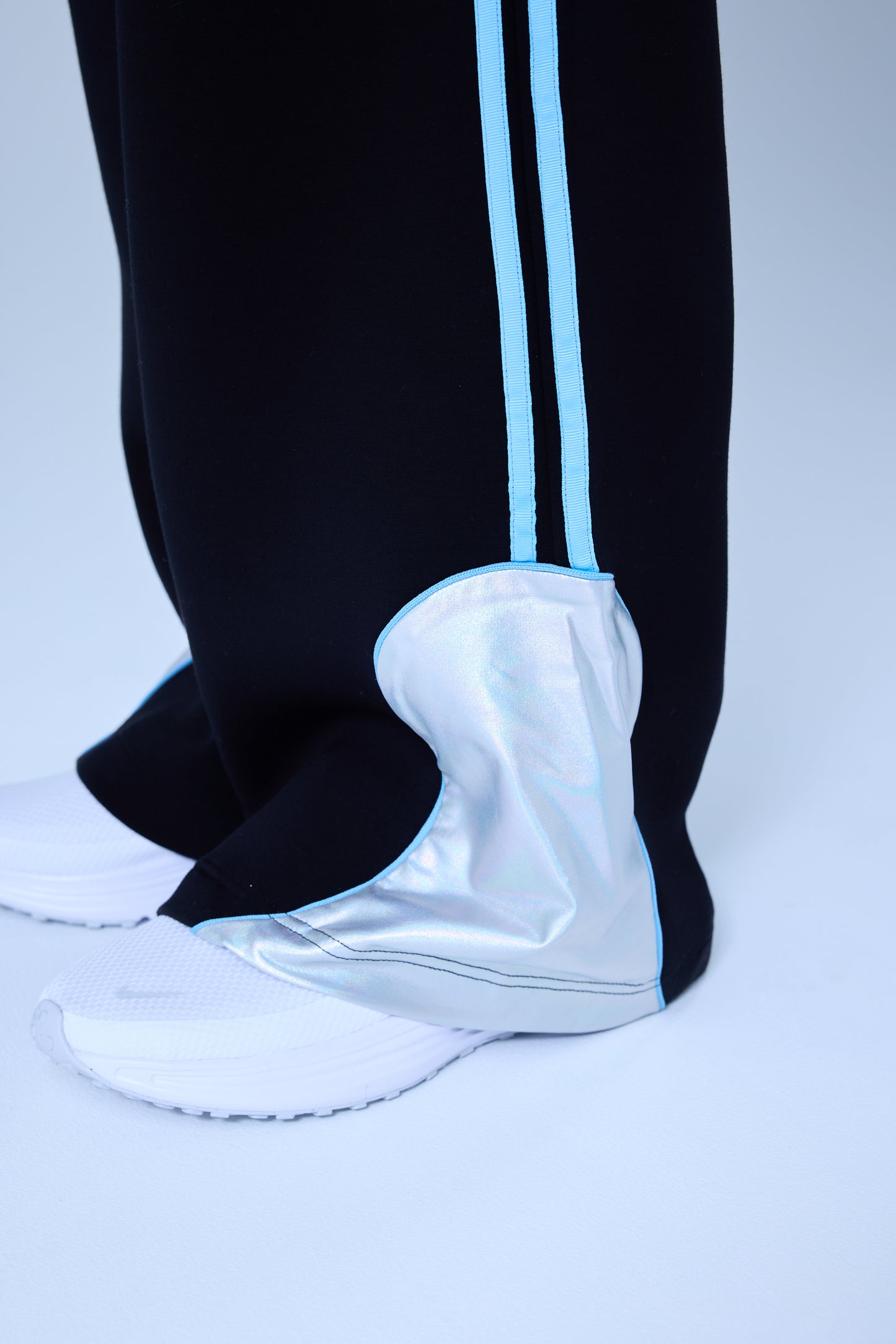 オーロラ×ラインパンツ